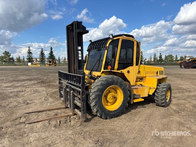 Sellick S-80 8000 lb 4x4 を見 Rough Terrain Forklift