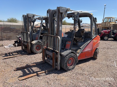 2005 Linde H35D Pneumatic Tire Montacargas