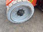 Drivetrain with Right Rear Final Drive