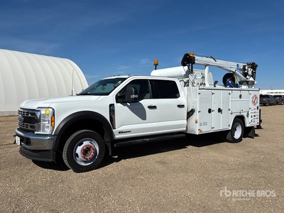 2023 Ford F-550 XLT 4x4 Crew Cab Camion de servicios