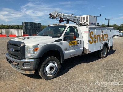2015 Ford F-550 Camion de servicios