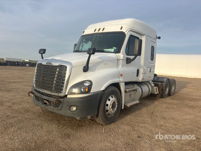 2018 Freightliner Cascadia 125 6x4 T/A Sleeper Truck Tractor