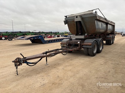 2009 Cross Country 27 ft Quad/A End Dump Trailer