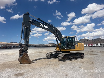 2018 John Deere 210GLC Kettenbagger