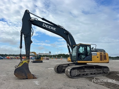 2018 John Deere 300G LC حفارة بجنزير