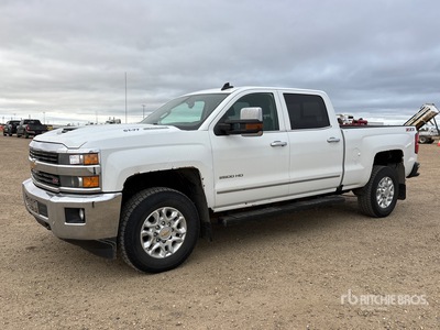 2017 Chevrolet Silverado 2500HD LTZ 4x4 Crew Cab Pickup