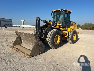 2021 John Deere 544P Chargeuse sur pneus