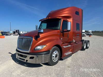 2021 International LT625 6x4 T/A Sleeper Truck Tractor