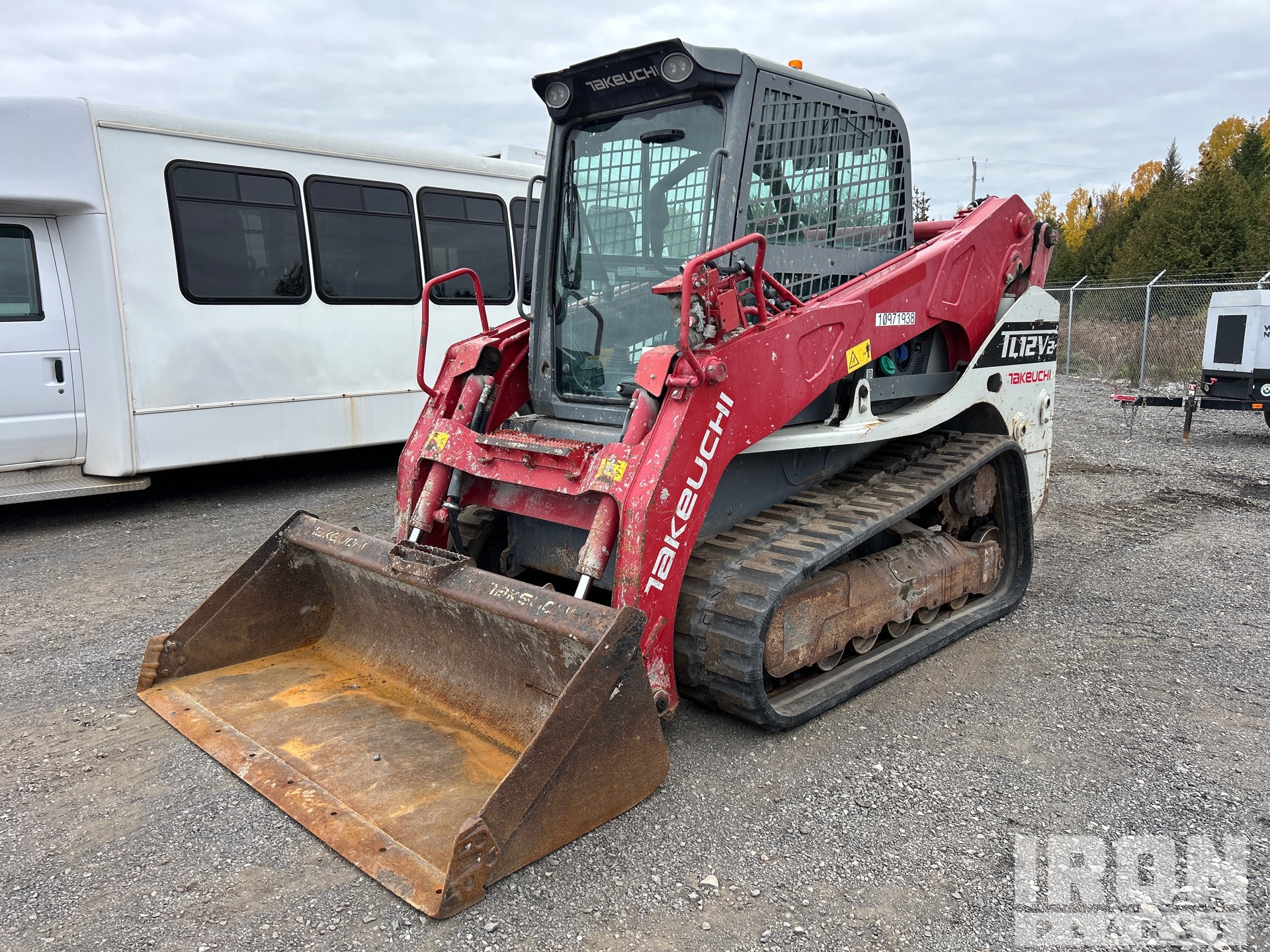 2019 Takeuchi TL12V2-CR Two-Speed High Flow Minicargadora