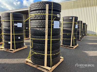 Quantity of (8) 11R22.5 Snow Traction Retreaded اطارات المواصلات (Unused)