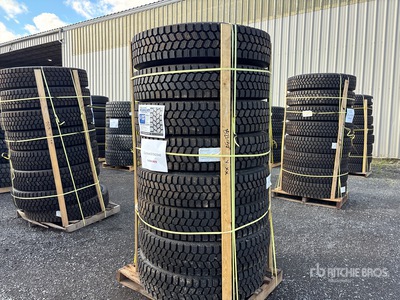 Quantity of (8) 11R22.5 Snow Traction Retreaded اطارات المواصلات (Unused)