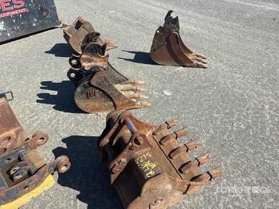 Quantity of (4) Excavator Bucket