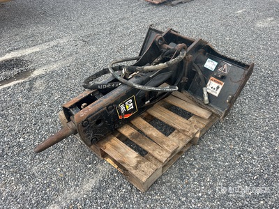 Cat H65 スキッドステア油圧式ハンマー