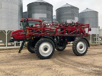 Case IH 4420 120 ft 4x4 High Clearance Opryskiwacz Samojezdny