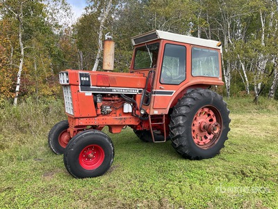 International 966 2WD Tractor