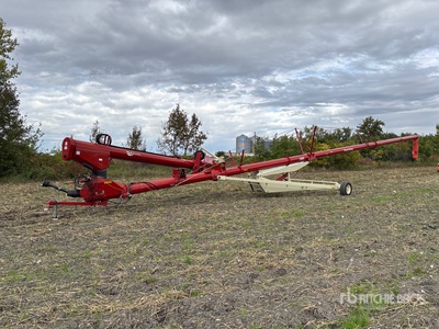 Farm King Y1385TMR 13 in x 85 ft Telescopic Swing Grain Auger