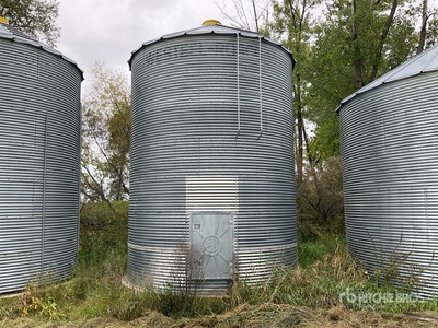 Westeel-Rosco +/- 2500 bu 7 Ring Grain Bin