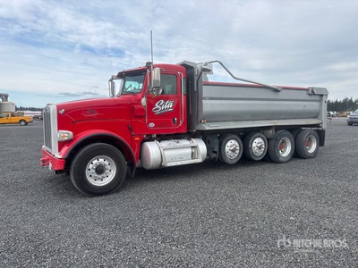 2014 Peterbilt 367 10x4 شاحنة قلابة /أربع محاور