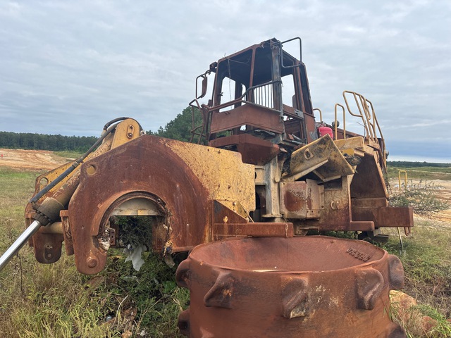 Cat 836G Landfill Compactor (Inoperable)