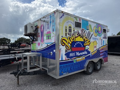 2023 One Fat Frog 14 ft T/A Remolque de Comida
