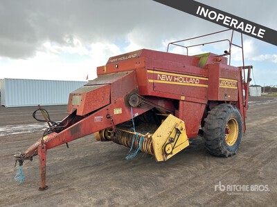 New Holland 2000 Big Square Baler (Inoperable)