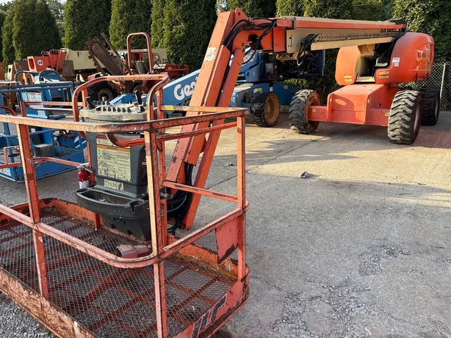2009 JLG 660SJ 4WD Diesel Telescopic Boom Lift