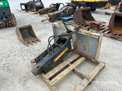 2021 FRD FX45ACP-QA 45 in Skid Steer Breaker