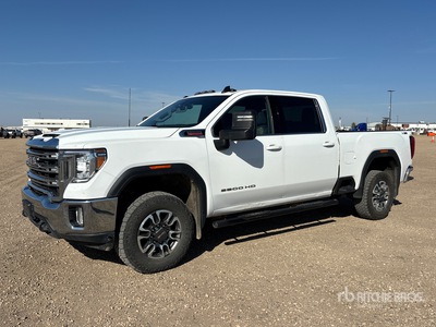 2022 GMC 3500 4x4 Crew Cab Pickup