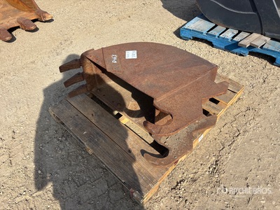 14 in Q/C Backhoe Loader Bucket