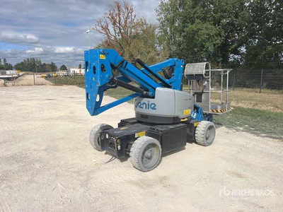 2015 Genie Z-33/18 2WD Electric Nacelle Articulee Plataforma Elevadora Articulada