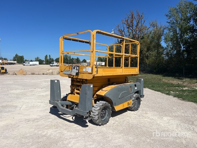 2018 Haulotte Compact12DX 4x4 Diesel Nacelle Ciseau Ascenseur à ciseaux
