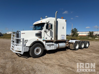 2015 Freightliner Columbia 120 8x6 Heavy Haul Tri/A Sleeper Truck Tractor