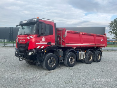 Iveco AD360H X-Way 480 8x4 Twin-Steer Tri/A Dump Truck