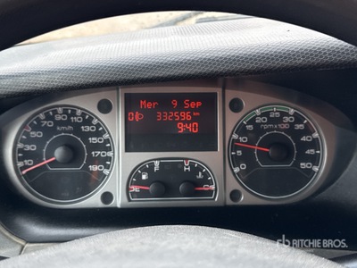2011 Iveco 35C15 Camion Plateau Camion à Plateau