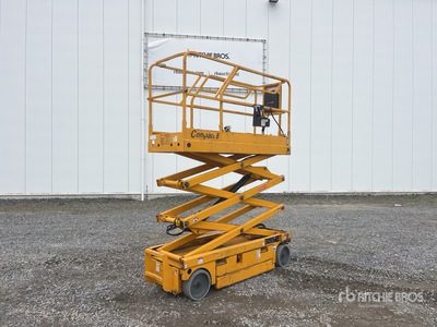 2014 Haulotte COMPACT8 Electric Scissor Lift