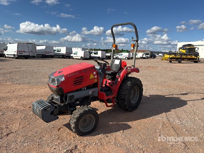 Kubota STV36R 4WD Utility Tractor (Inoperable)