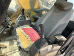 Control Station with Seats/Armrests