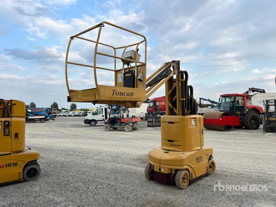 1999 JLG Toucan 1010 Vertical Mast Lift