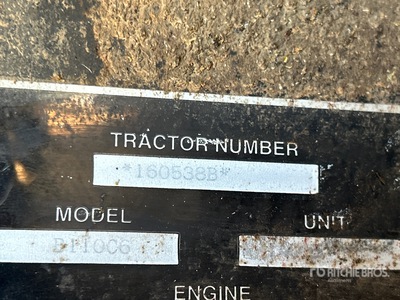 New Holland TS110 Ciągnik 4WD