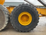 Cadre with Pneu pour conduite avant droite