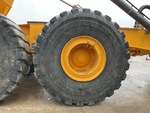 Cadre with Pneu pour conduite avant droite