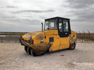 2005 Corinsa CCH721 Gummiradwalze