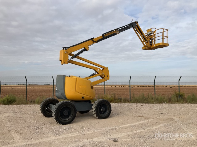 Articulating Boom Lifts