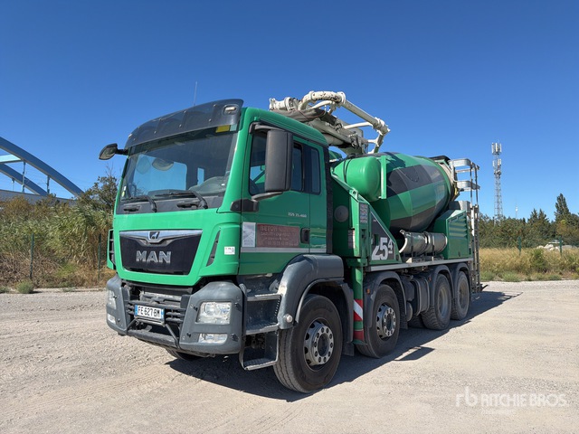 Concrete Pump Trucks