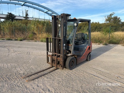 2017 Toyota 8FGF15 1500 kg Chariot Elevateur Gabelstapler
