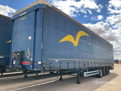 2015 Lecitrailer 3E20 Tri/A Curtain Side Trailer