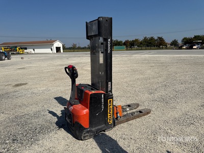 2014 Toyota 8SM14 1400 kg Elektro-Hochhubwagen