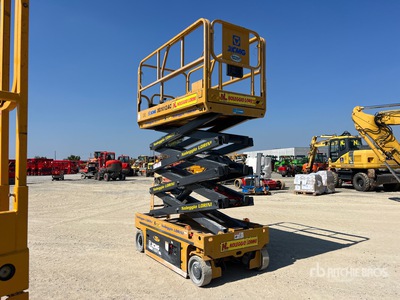 2022 XCMG XG1012AC Electric Scissor Lift