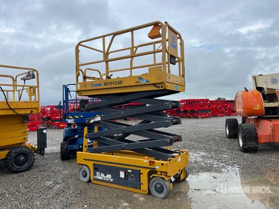 2022 XCMG XG1012AC Electric Scissor Lift