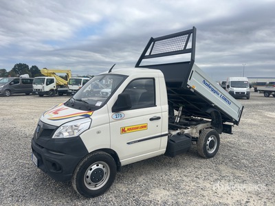 2023 Piaggio Porter NP6 Flatbed Tipper Truck